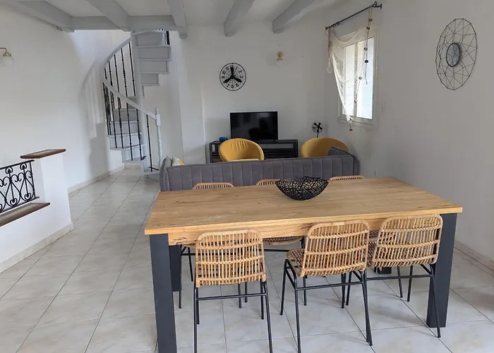Дом отдыха Sol-y-days Avenue Camargue, Grande Maison Proche Centre Et Ле-Гро-дю-Руа